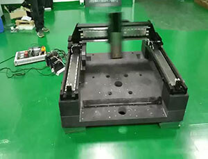 直線電機(jī)在液晶基板薄膜紋路檢驗(yàn)、修復(fù)裝置用